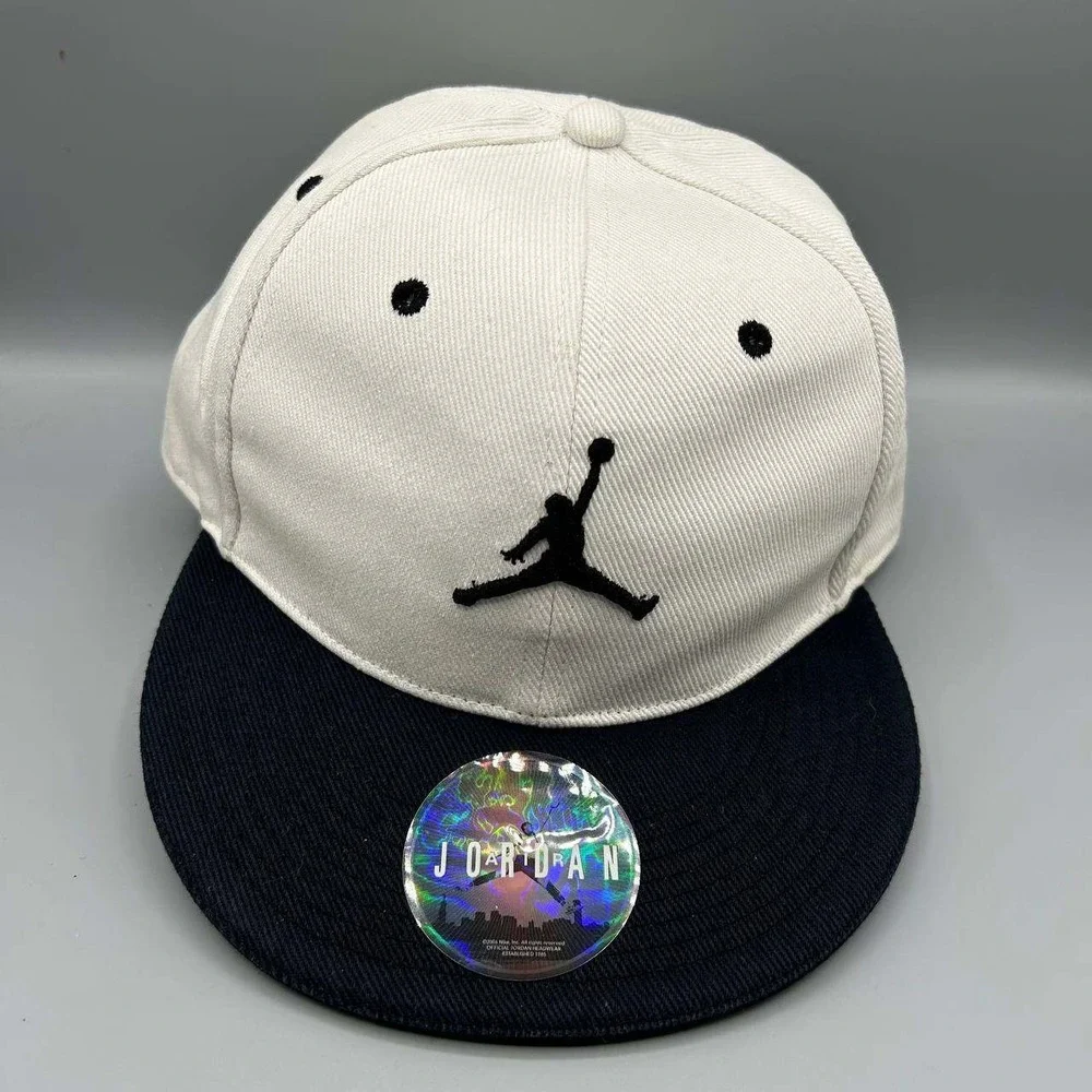 Air‎ Jordan Hat Men 7 1/4 White Black Embroidered Jumpman Fitted Cap Cotton